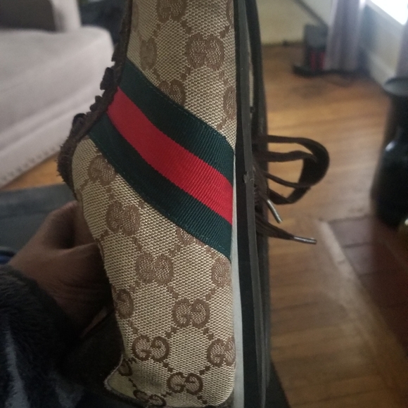 COPY. GUCCI SHOES - Picture 4 of 8